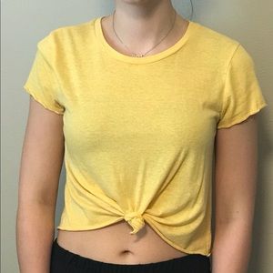 Bright crop t-shirt!